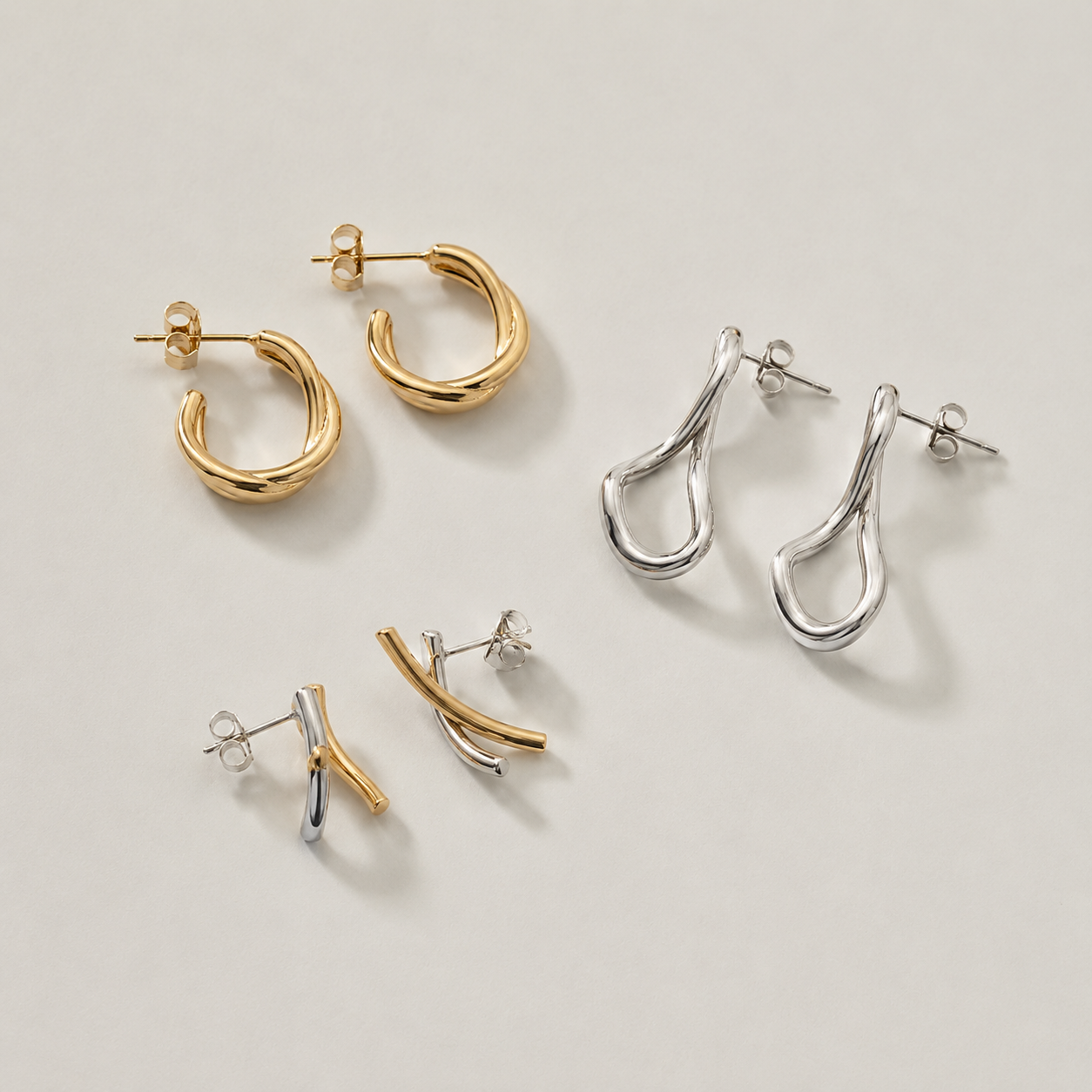 ピアス