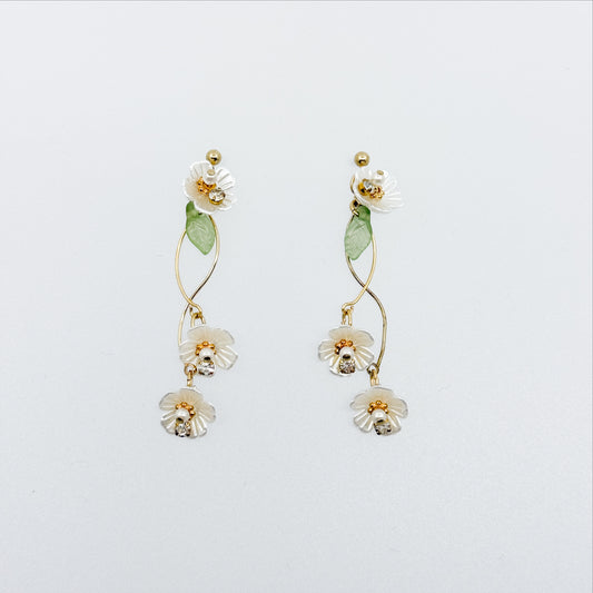 フラワー ピアス/イヤリング