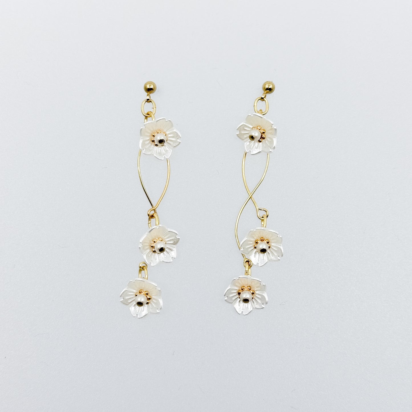 トリプルフラワーライン ピアス/イヤリング