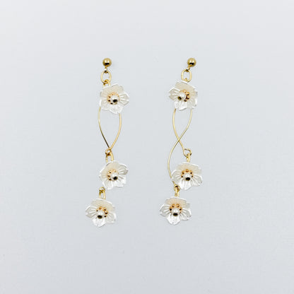 トリプルフラワーライン ピアス/イヤリング