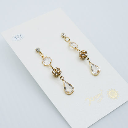 しずく ピアス/イヤリング