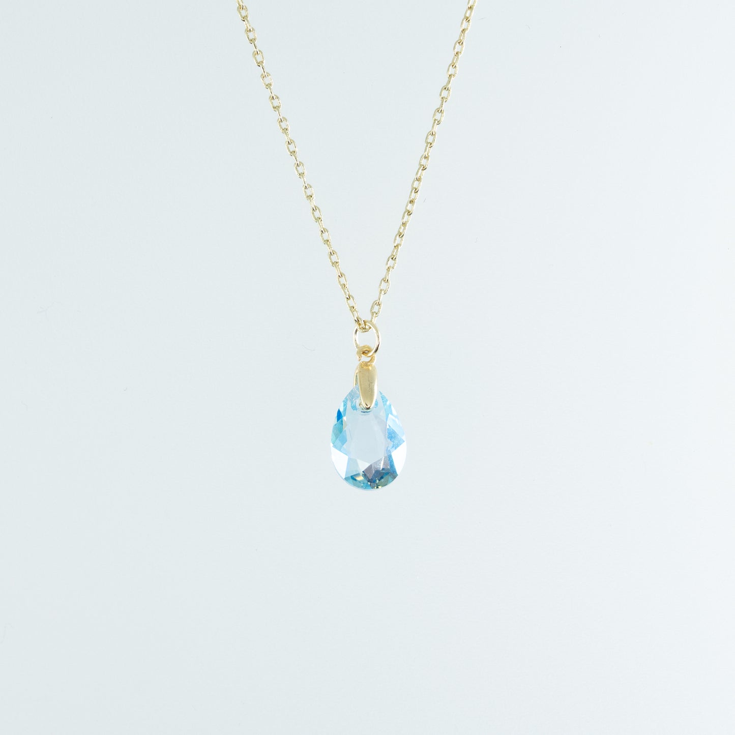 しずく型クリスタルガラスネックレス